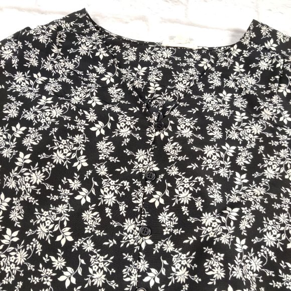 Sandy & Sid womens button down flounced long sleeve shirt black floral top sz M - Picture 5 of 11